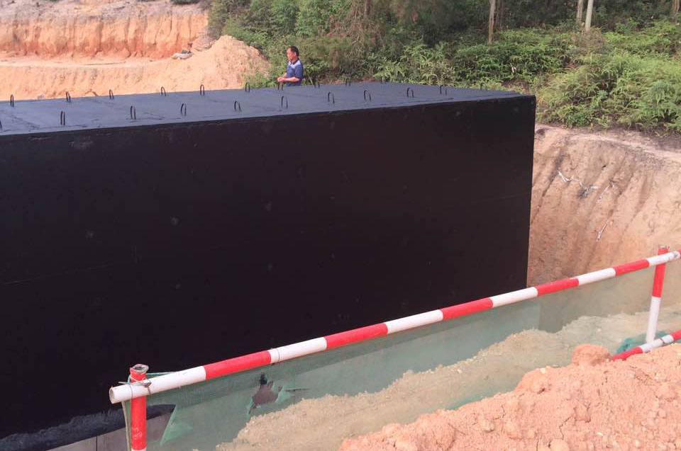 �򺭡�ͨ�����w������